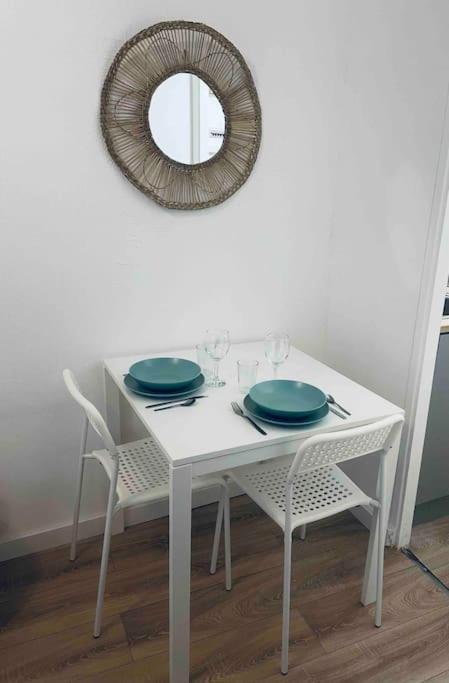 Le P'Tit Stud' Apartman Castres  Kültér fotó